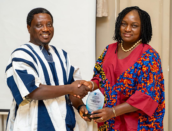 Hollard Ghana accepting the Broker Excellence at the IBAG Conference